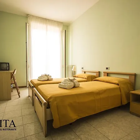 מלון Anita