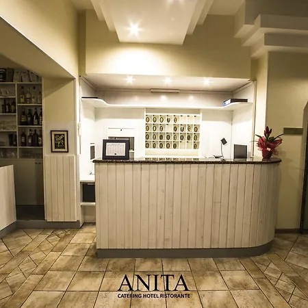 酒店 Anita 阿米里亚