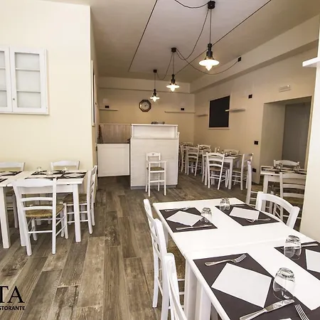 Anita 酒店 3*